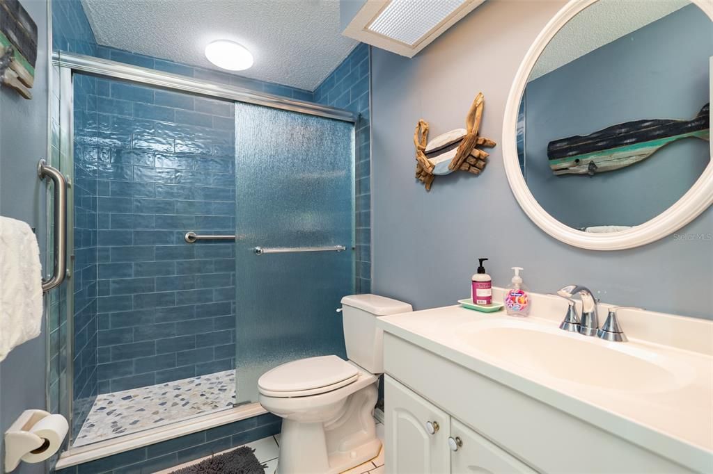 For Sale: $399,900 (2 beds, 2 baths, 1336 Square Feet)