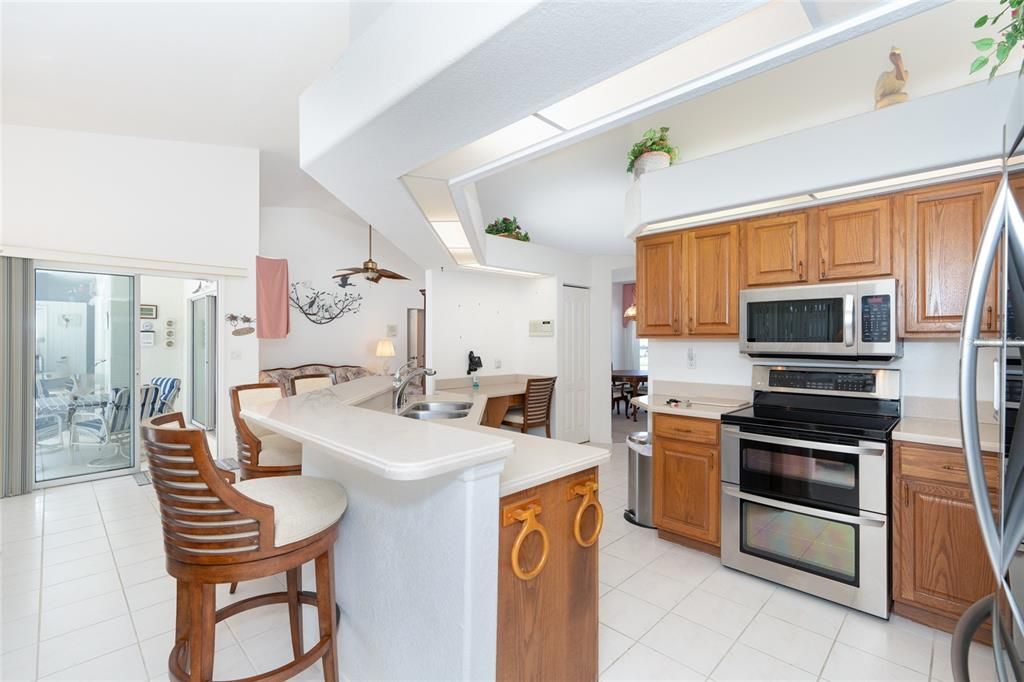 For Sale: $559,000 (3 beds, 2 baths, 1938 Square Feet)