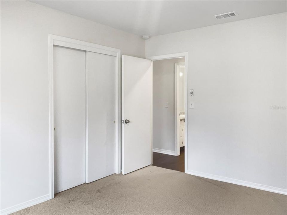 For Sale: $437,000 (3 beds, 2 baths, 1868 Square Feet)
