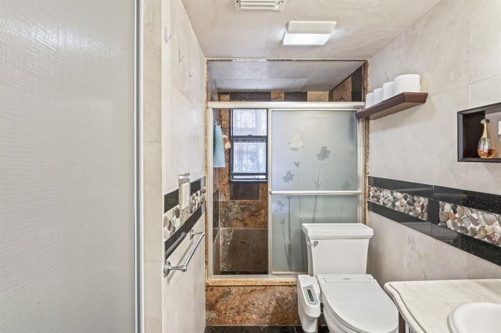 待售: $519,000 (4 贝兹, 2 浴室, 1652 平方英尺)