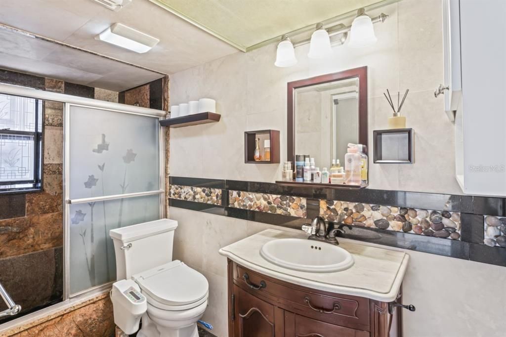 待售: $519,000 (4 贝兹, 2 浴室, 1652 平方英尺)