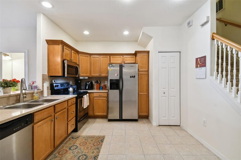 For Sale: $315,000 (2 beds, 2 baths, 1344 Square Feet)
