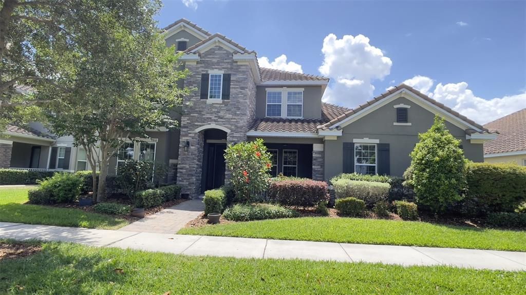 Recently Rented: $4,000 (4 beds, 2 baths, 3484 Square Feet)