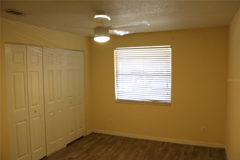 For Sale: $179,900 (2 beds, 2 baths, 918 Square Feet)