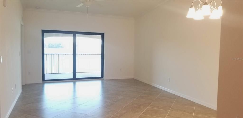 For Rent: $2,700 (2 beds, 2 baths, 1366 Square Feet)