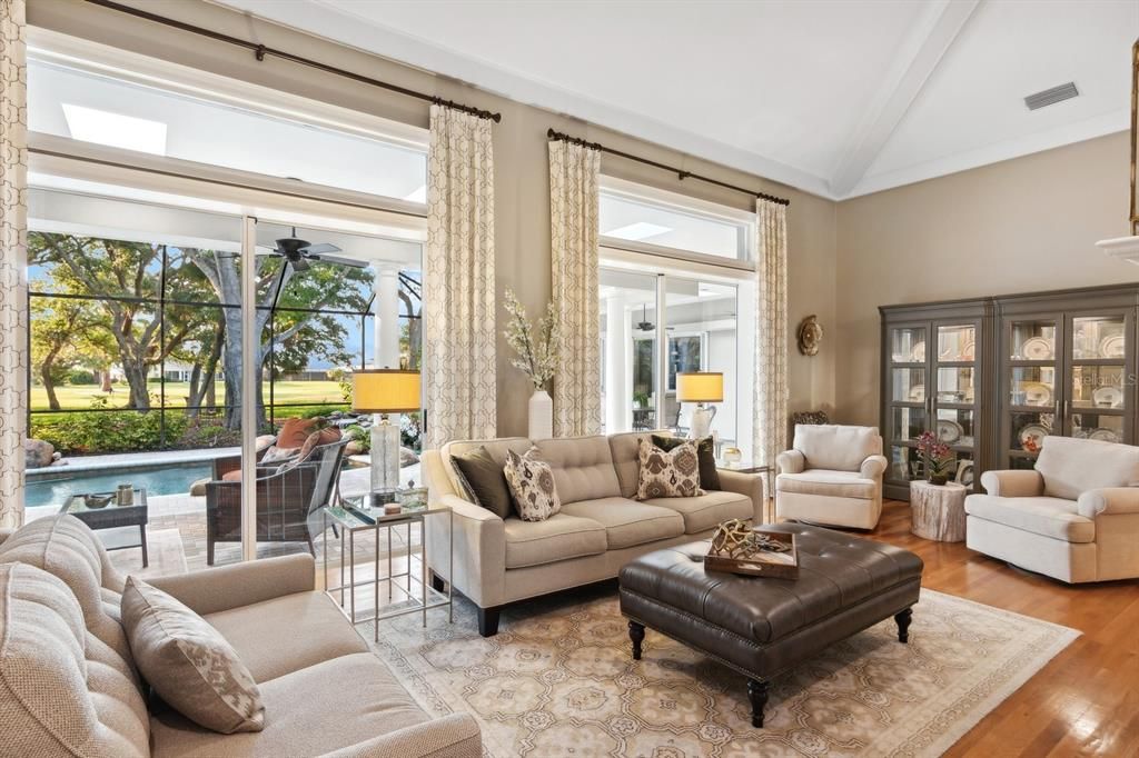 Active With Contract: $1,950,000 (4 beds, 3 baths, 4344 Square Feet)