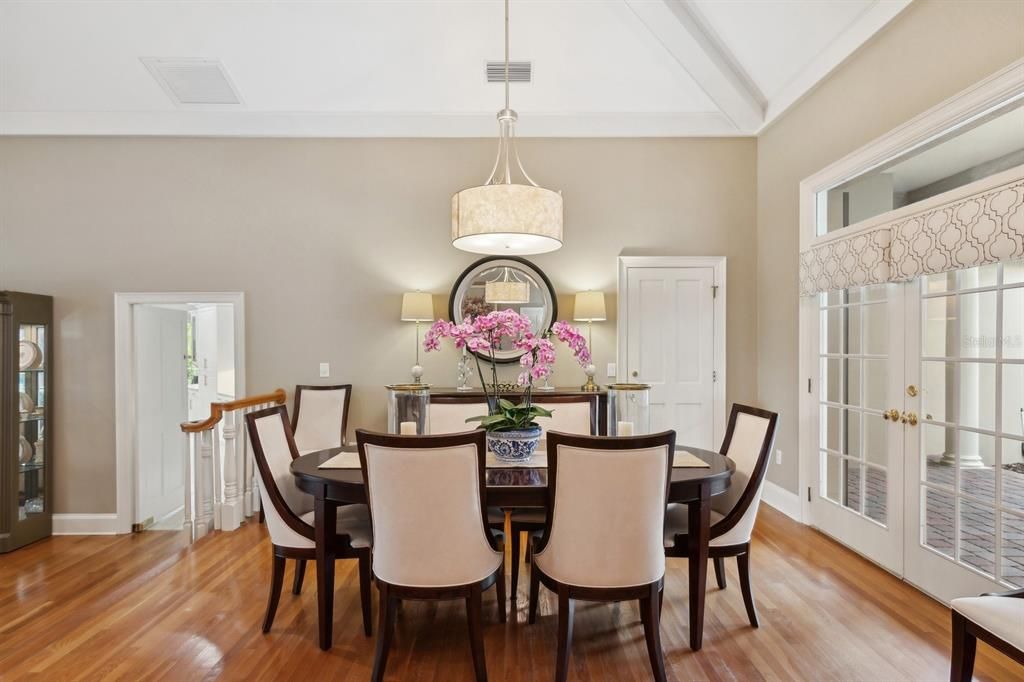 Active With Contract: $1,950,000 (4 beds, 3 baths, 4344 Square Feet)