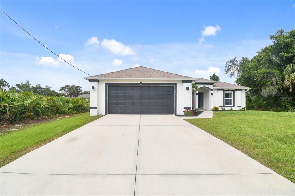 For Sale: $540,000 (3 beds, 2 baths, 1920 Square Feet)