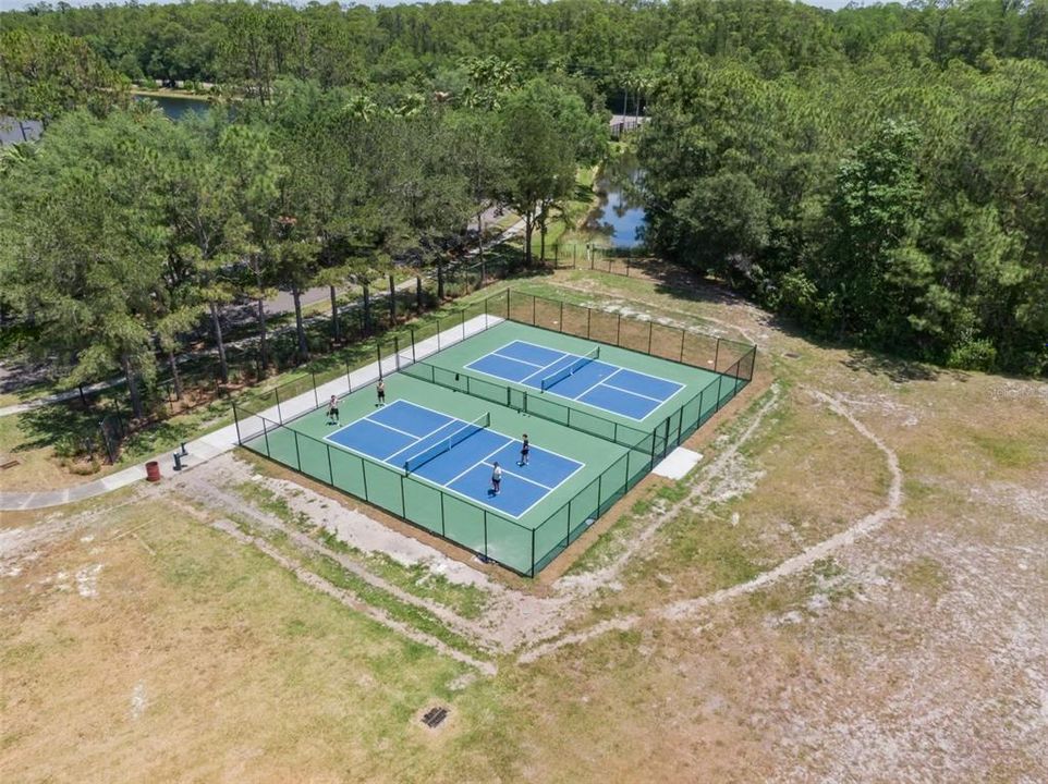 Westwood Lakes park - pickleball courts