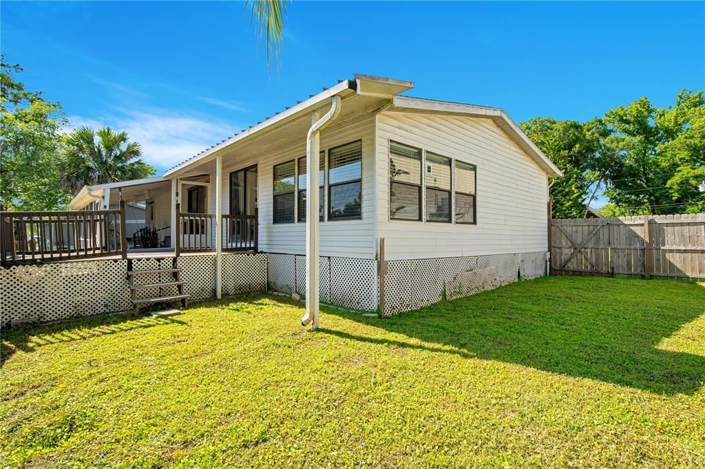 For Sale: $417,000 (3 beds, 2 baths, 1512 Square Feet)