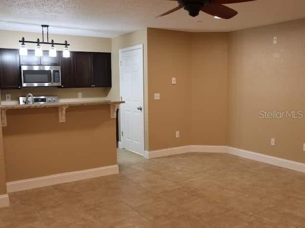 For Rent: $1,700 (2 beds, 2 baths, 874 Square Feet)