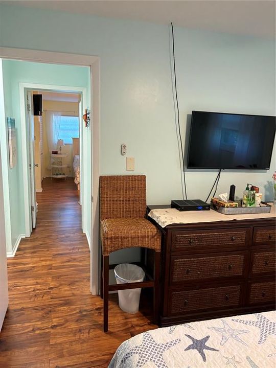 For Rent: $2,600 (2 beds, 2 baths, 910 Square Feet)