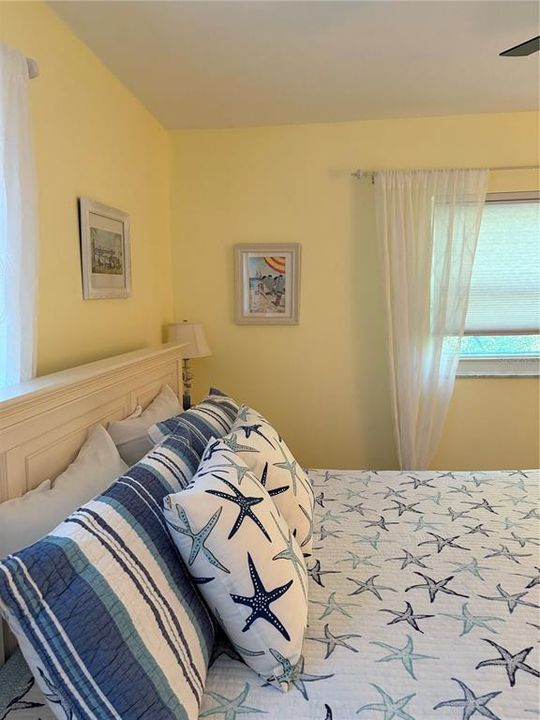 For Rent: $2,600 (2 beds, 2 baths, 910 Square Feet)