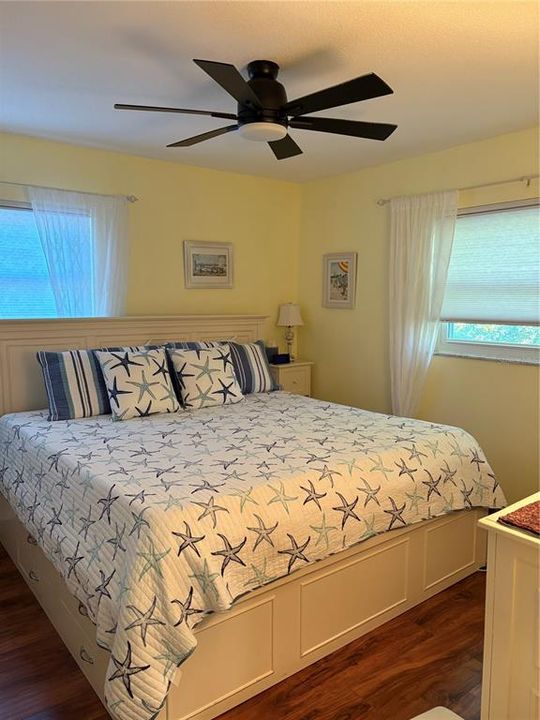 For Rent: $2,600 (2 beds, 2 baths, 910 Square Feet)