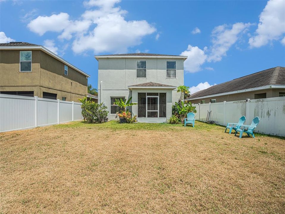 For Sale: $345,000 (4 beds, 2 baths, 1817 Square Feet)