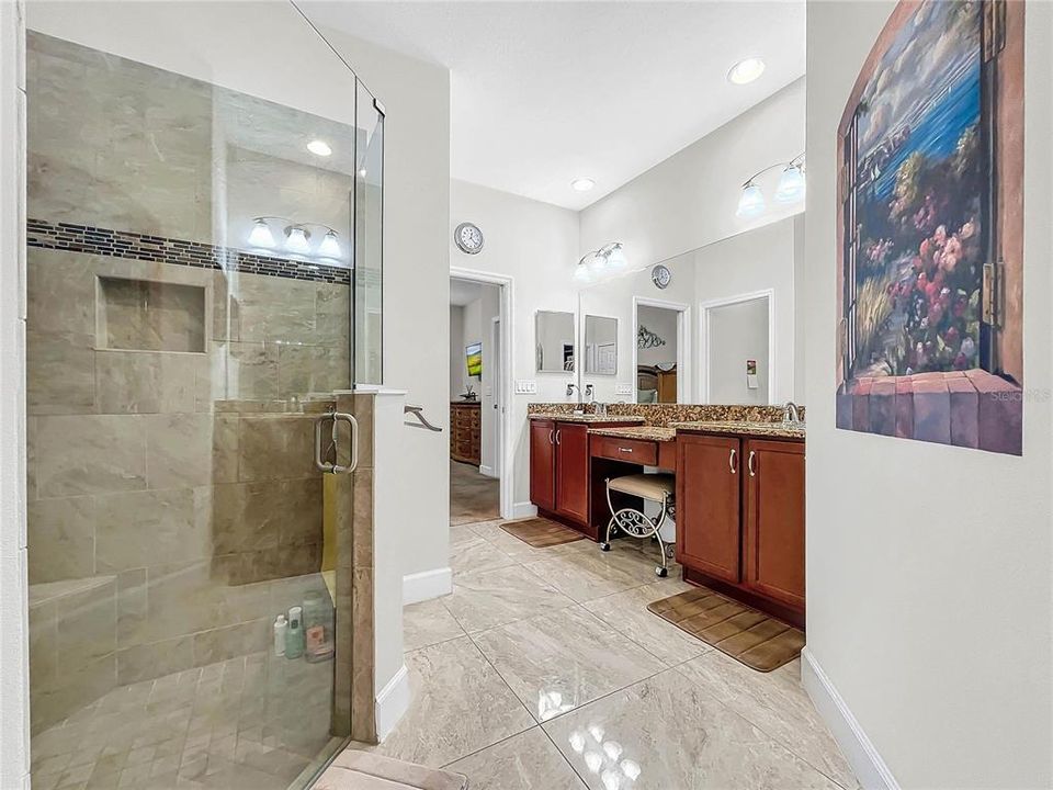 待售: $415,000 (2 贝兹, 2 浴室, 1780 平方英尺)