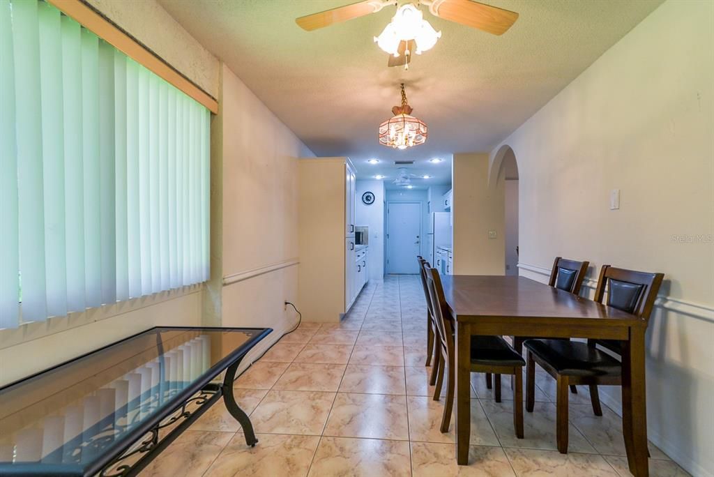 For Sale: $249,900 (2 beds, 2 baths, 1559 Square Feet)