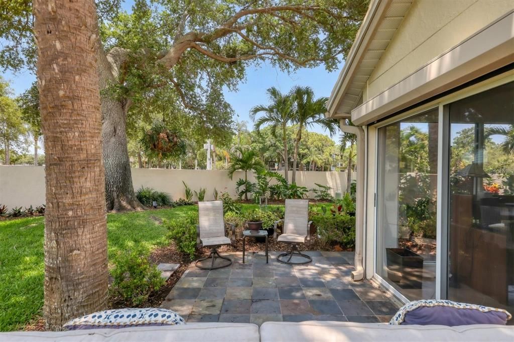 Recently Sold: $540,000 (3 beds, 2 baths, 2346 Square Feet)