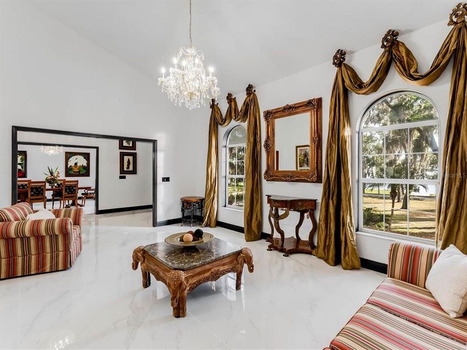 For Sale: $2,995,000 (5 beds, 4 baths, 7004 Square Feet)