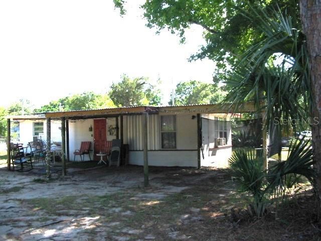 For Sale: $220,000 (2 beds, 1 baths, 682 Square Feet)