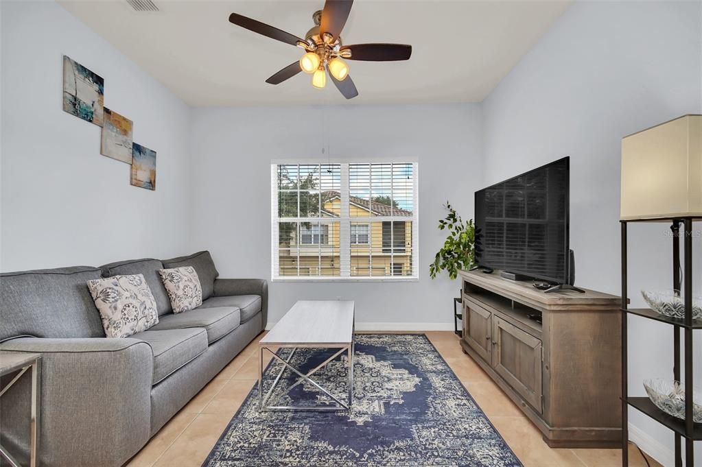 For Sale: $264,900 (2 beds, 2 baths, 1015 Square Feet)