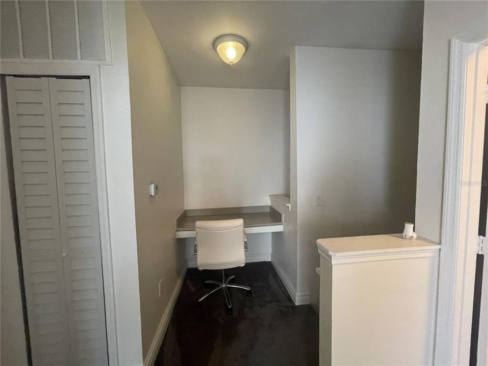 Active With Contract: $1,900 (3 beds, 2 baths, 1455 Square Feet)