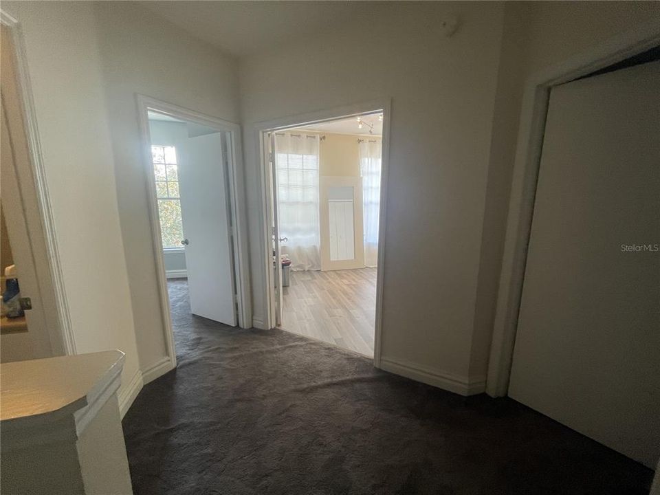 Active With Contract: $1,900 (3 beds, 2 baths, 1455 Square Feet)