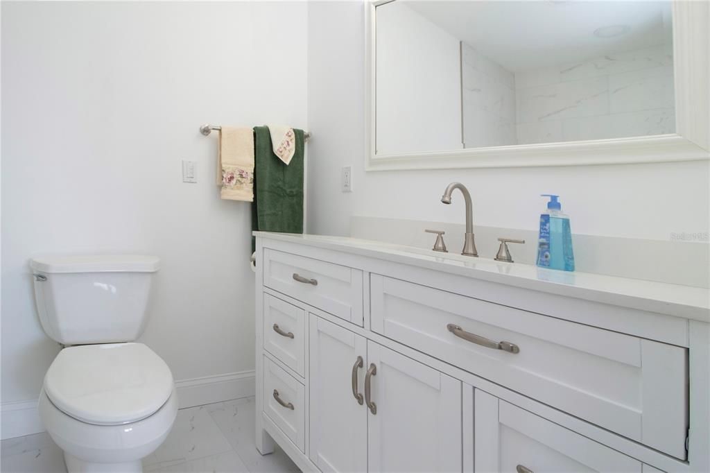 For Sale: $399,900 (2 beds, 2 baths, 1443 Square Feet)