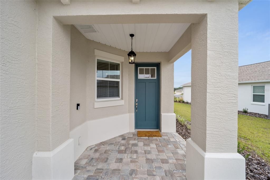 Active With Contract: $2,100 (2 beds, 2 baths, 1344 Square Feet)