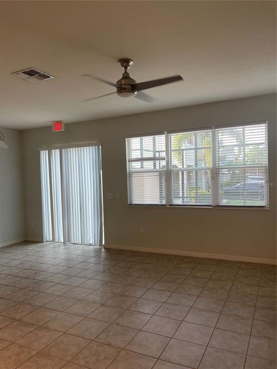 Recently Rented: $2,250 (4 beds, 3 baths, 1782 Square Feet)