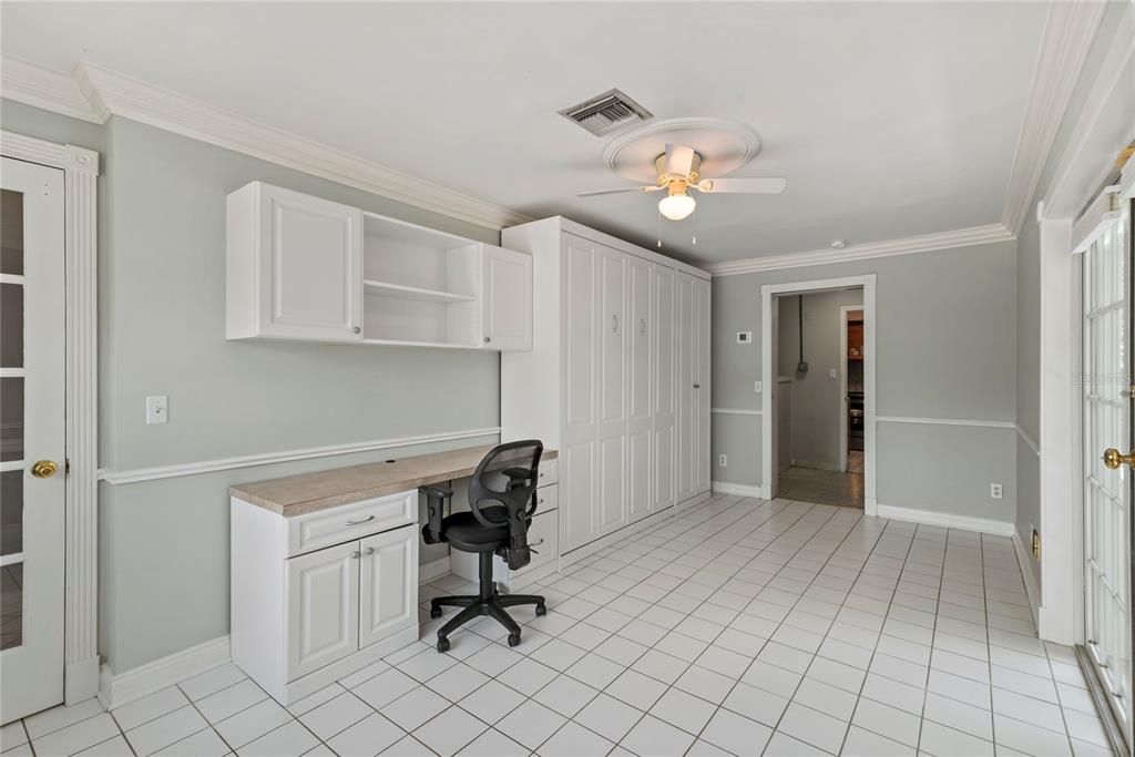 Active With Contract: $469,500 (3 beds, 2 baths, 1310 Square Feet)