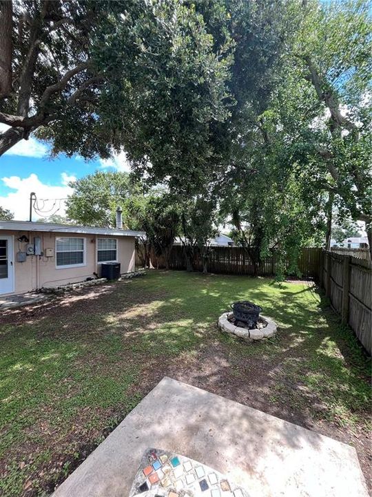 For Rent: $2,500 (3 beds, 2 baths, 1422 Square Feet)