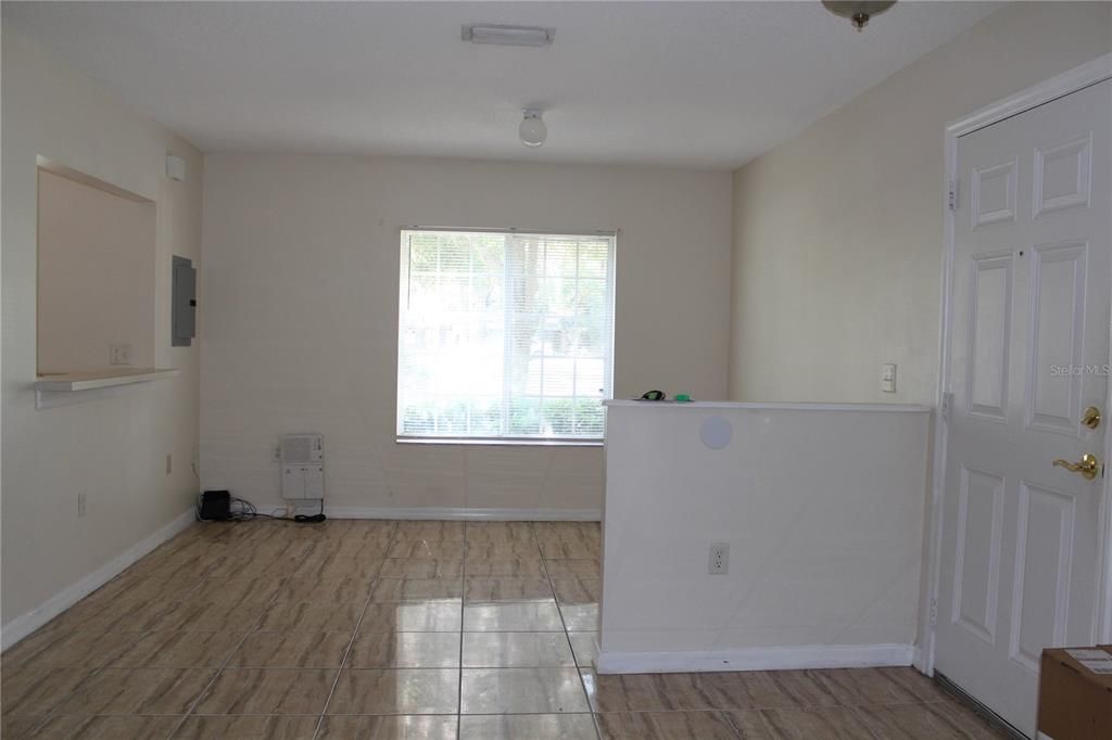 For Rent: $1,850 (3 beds, 2 baths, 1364 Square Feet)