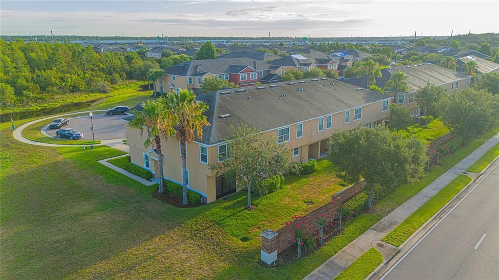 Active With Contract: $360,000 (3 beds, 2 baths, 1664 Square Feet)