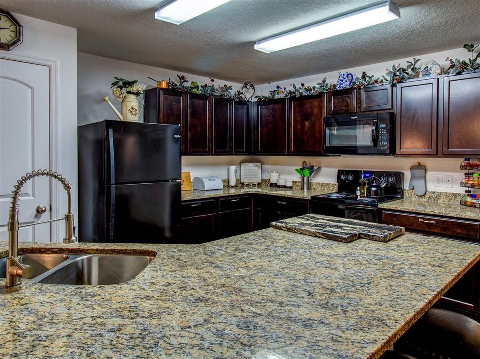 Kitchen With Granite Counters 3