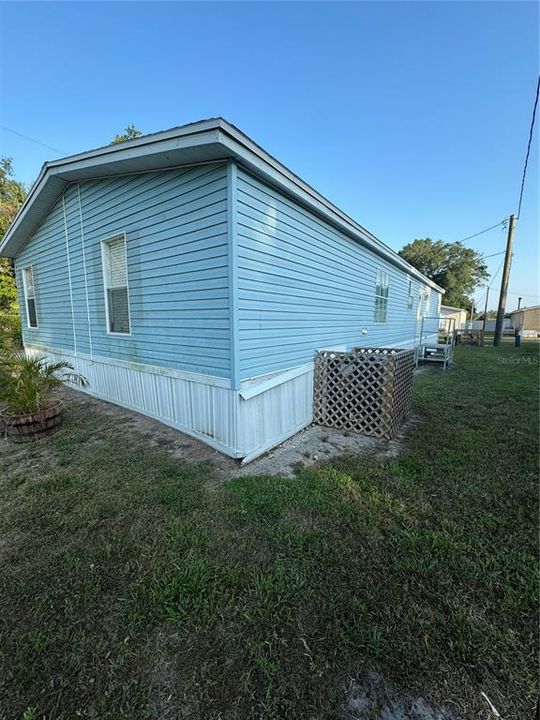 For Rent: $1,825 (3 beds, 2 baths, 1184 Square Feet)
