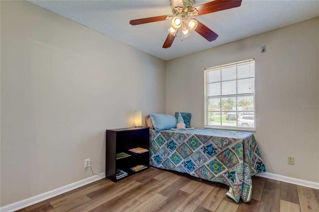 Active With Contract: $372,000 (4 beds, 2 baths, 1178 Square Feet)