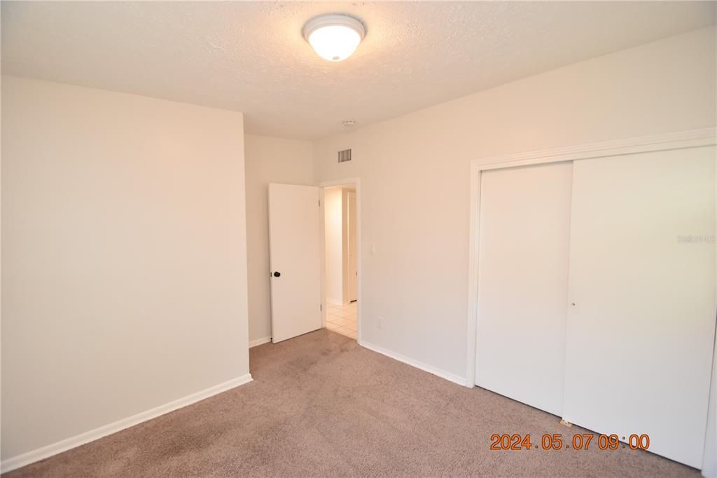 For Rent: $2,050 (4 beds, 2 baths, 1228 Square Feet)