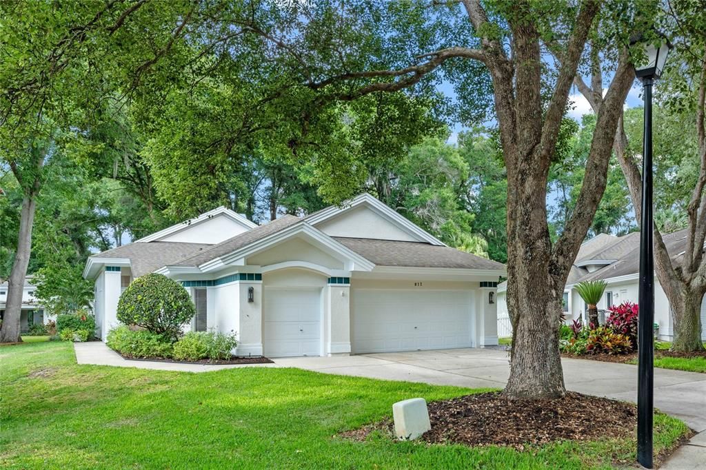 Active With Contract: $510,000 (3 beds, 2 baths, 2061 Square Feet)