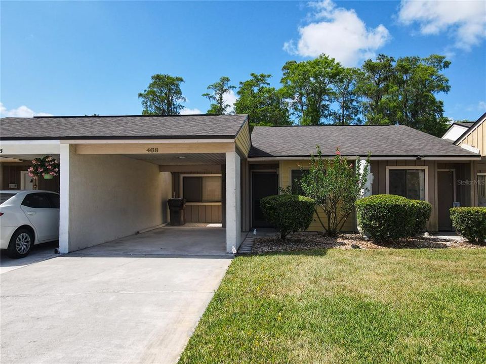 Recently Sold: $159,000 (2 beds, 2 baths, 921 Square Feet)