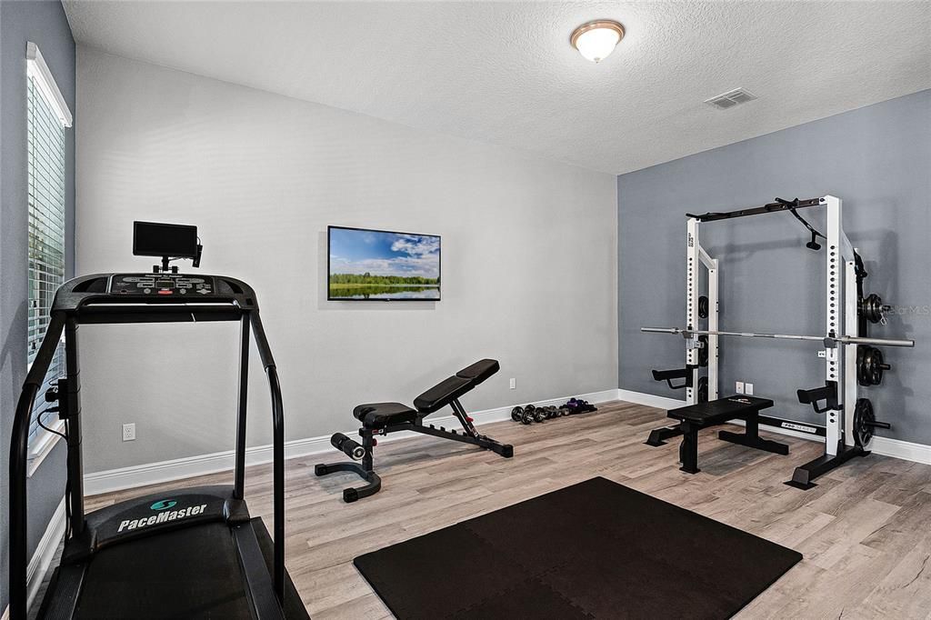a bonus room that can be used as a gym