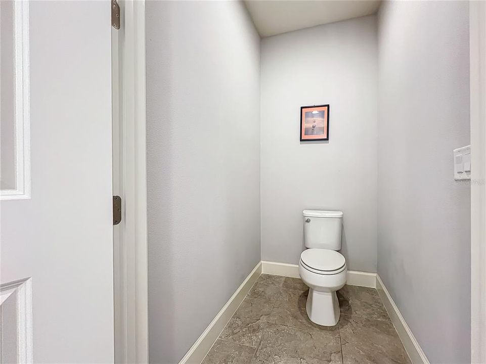For Sale: $515,000 (2 beds, 2 baths, 1627 Square Feet)