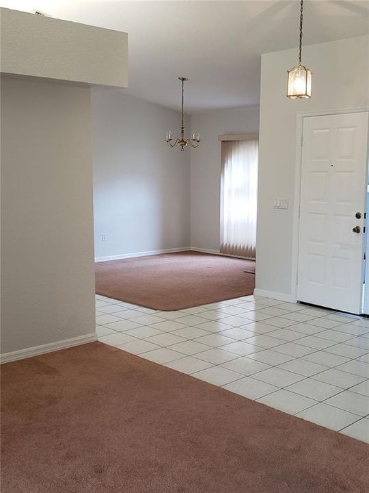 For Rent: $2,200 (3 beds, 2 baths, 1811 Square Feet)