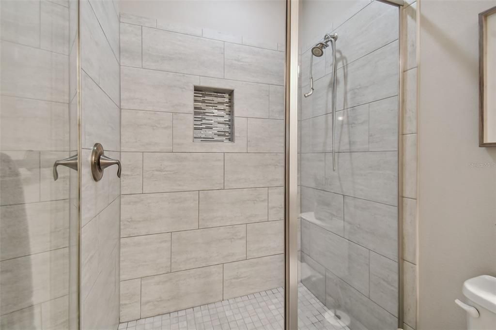 待售: $415,000 (3 贝兹, 2 浴室, 1626 平方英尺)