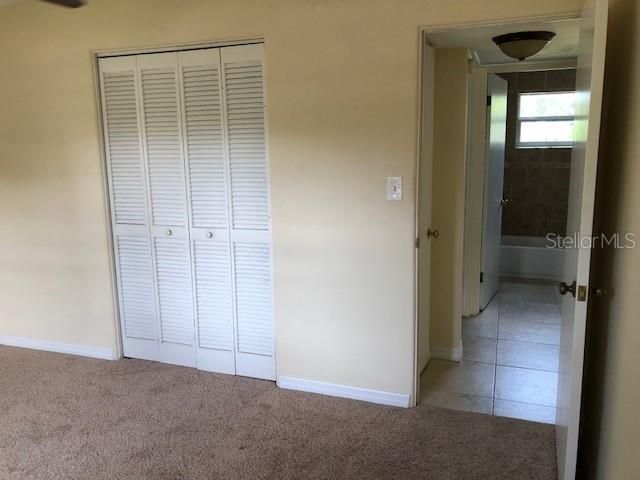 For Rent: $1,950 (2 beds, 1 baths, 922 Square Feet)