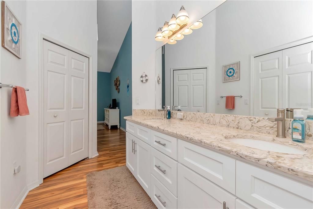 Active With Contract: $2,500 (2 beds, 2 baths, 1679 Square Feet)