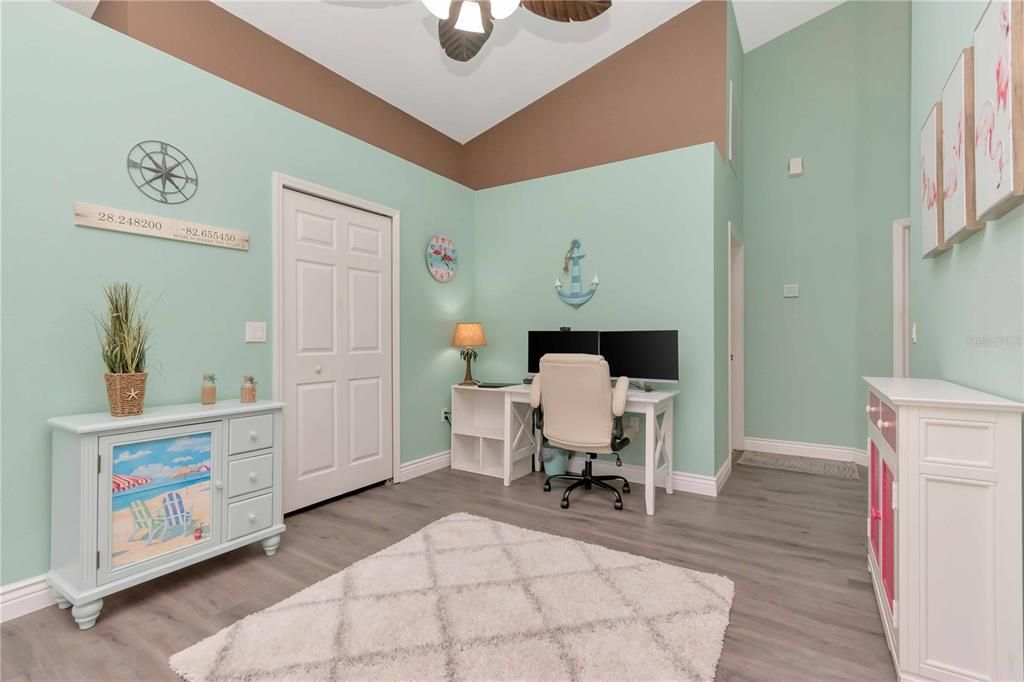 Active With Contract: $2,500 (2 beds, 2 baths, 1679 Square Feet)