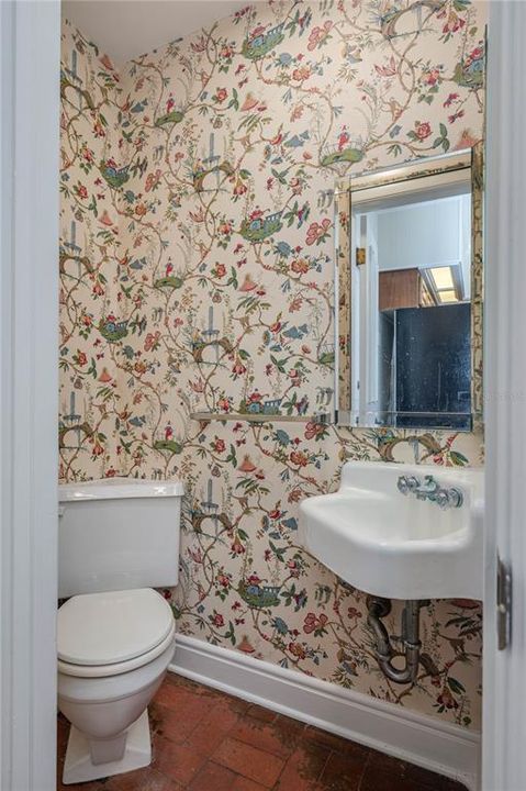 Powder Room located in Kitchen area
