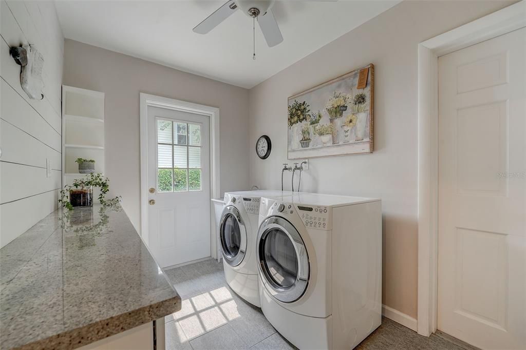 Laundry room/coffee bar area