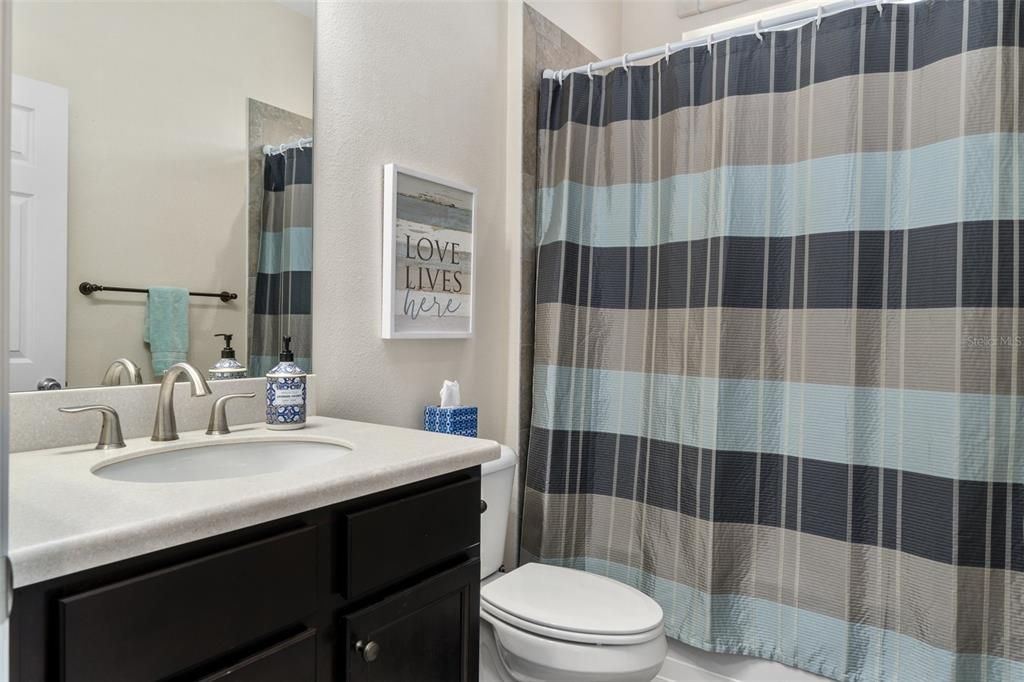 Active With Contract: $2,500 (3 beds, 2 baths, 1738 Square Feet)